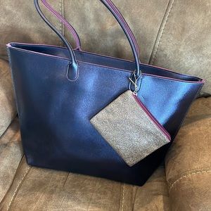 Bath and Body metallic blue tote with glitter pouch